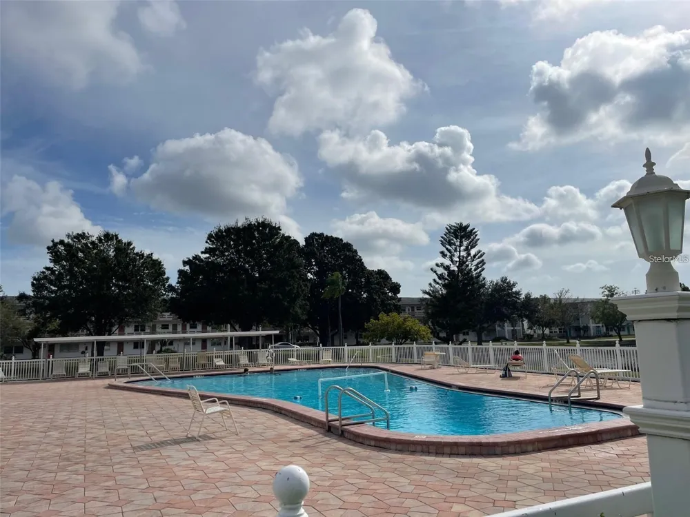 6100 21ST STREET #15 St Petersburg, FL 33714