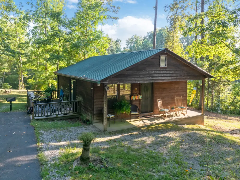 115 Chalet Ln Henderson, TN 38340