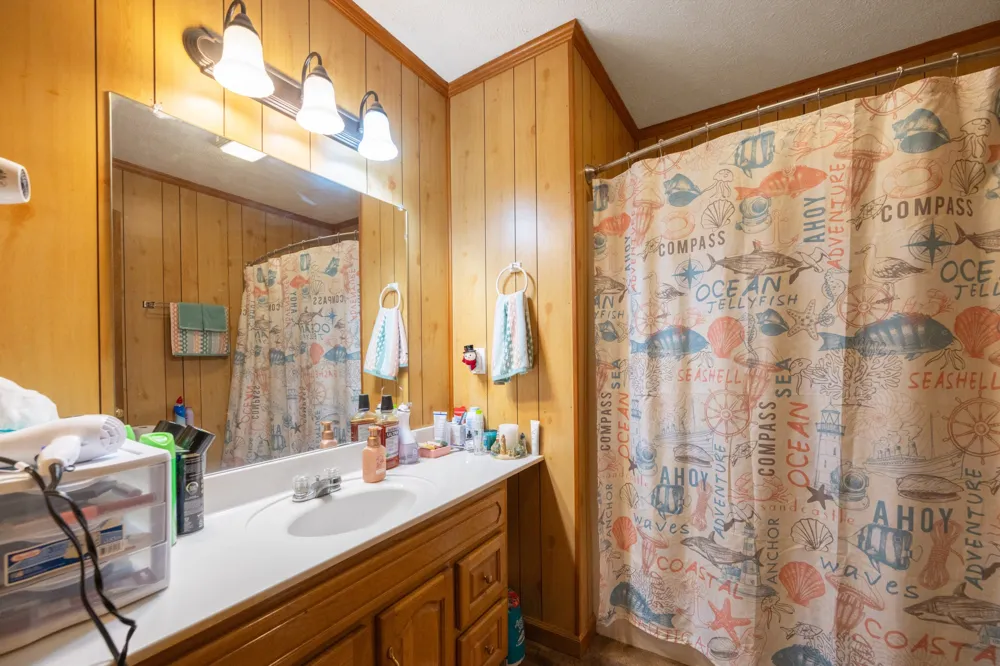 115 Chalet Ln Henderson, TN 38340