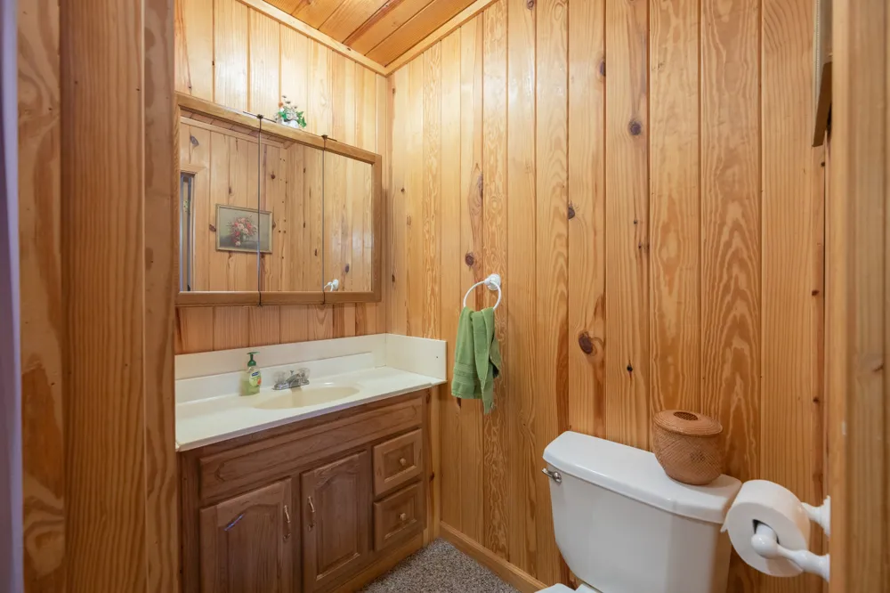 115 Chalet Ln Henderson, TN 38340