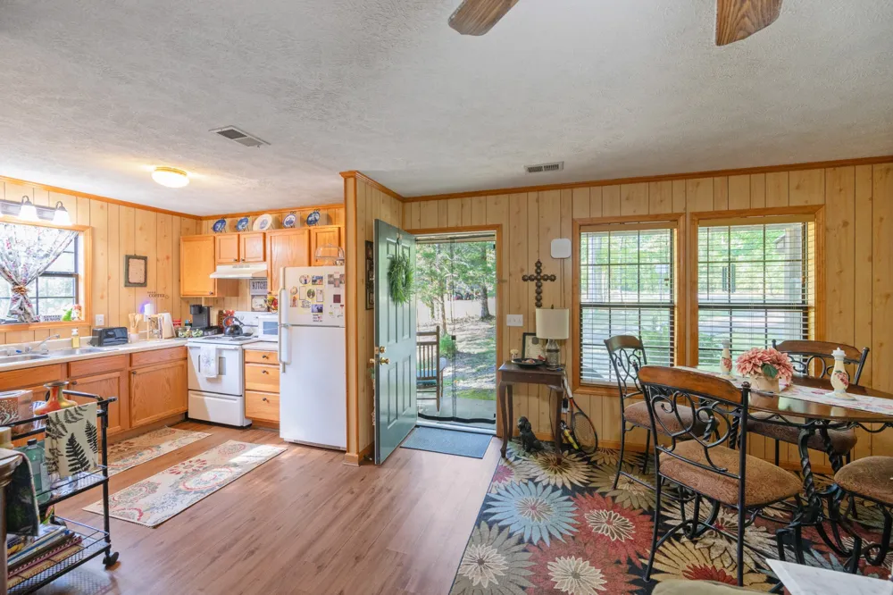 115 Chalet Ln Henderson, TN 38340