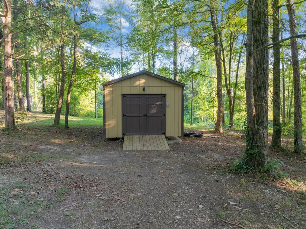 115 Chalet Ln Henderson, TN 38340