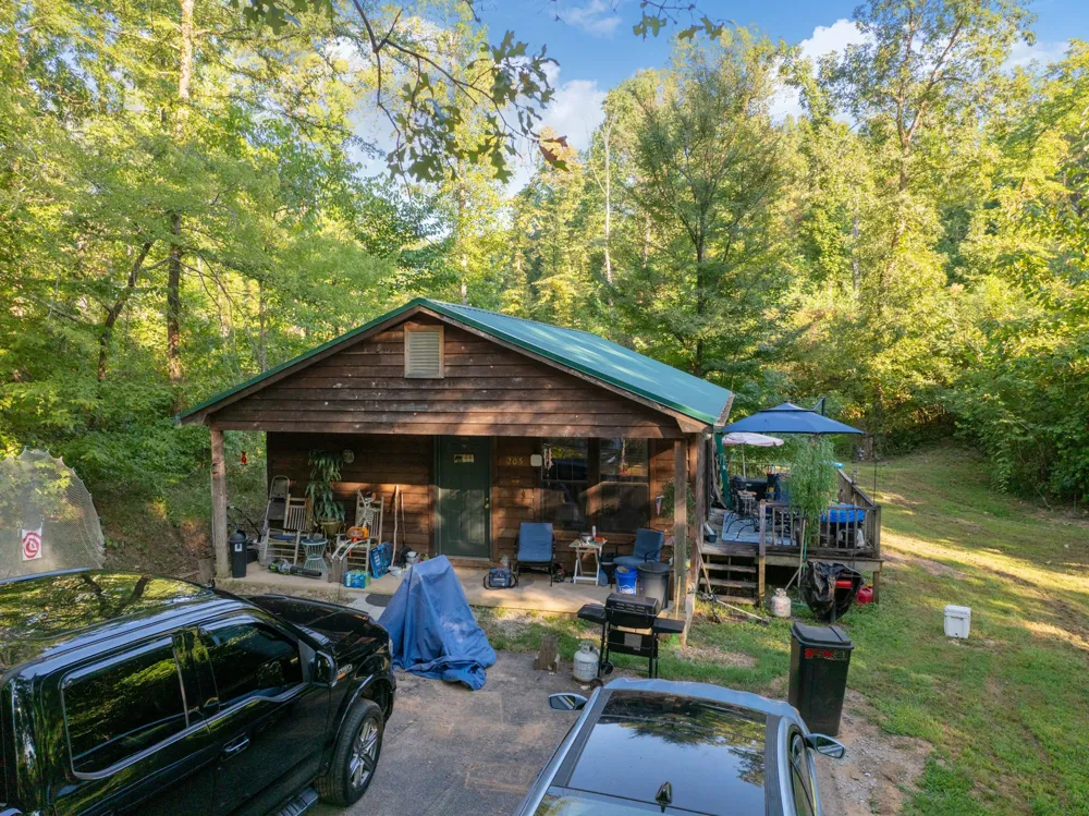 115 Chalet Ln Henderson, TN 38340