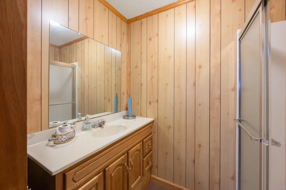 115 Chalet Ln Henderson, TN 38340