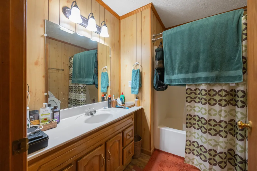 115 Chalet Ln Henderson, TN 38340
