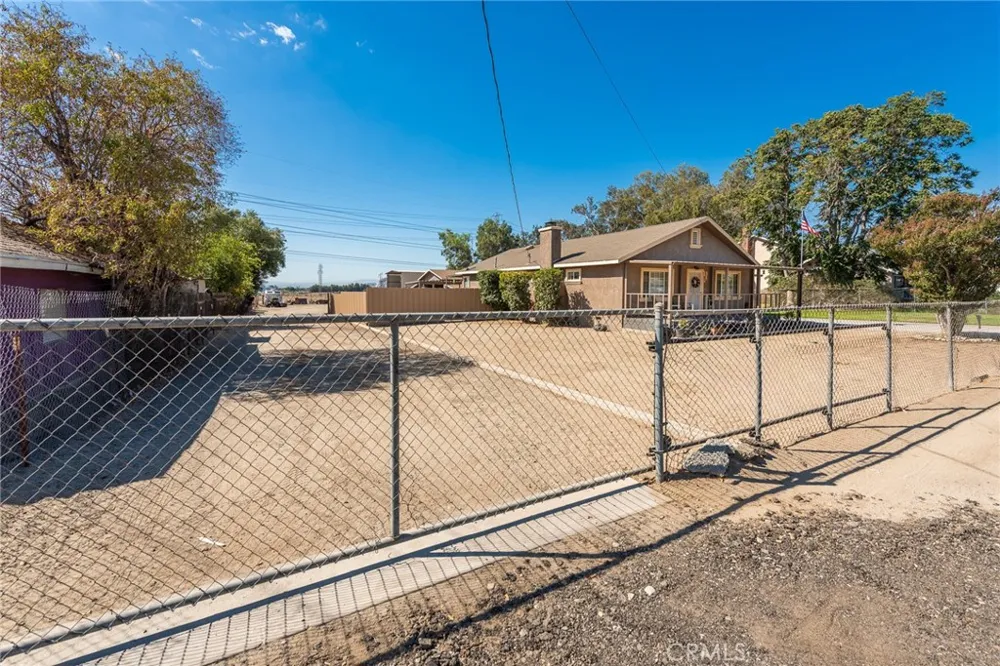 19585 Jurupa Avenue Bloomington, CA 92316