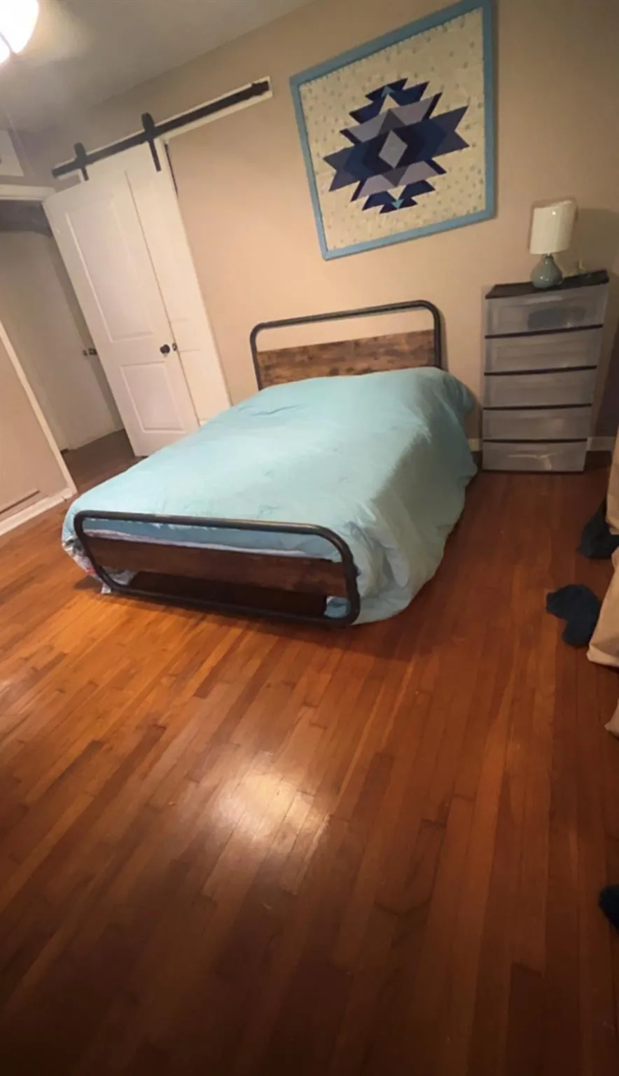 319 E Walnut Winnie, TX 77665