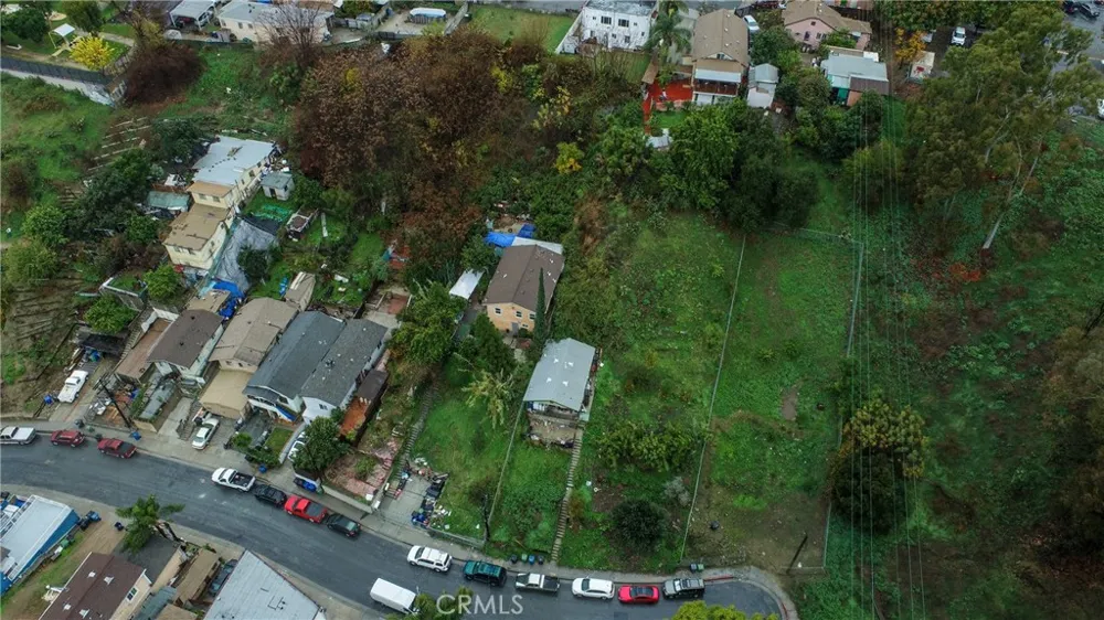 945 Miller Avenue City Terrace, CA 90063