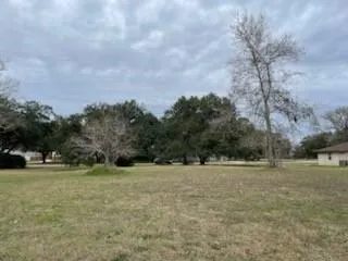 209 Tropical Drive Victoria, TX 77904