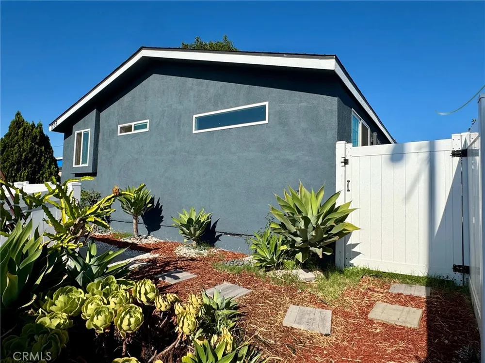 1238 Magnolia Avenue Long Beach, CA 90813
