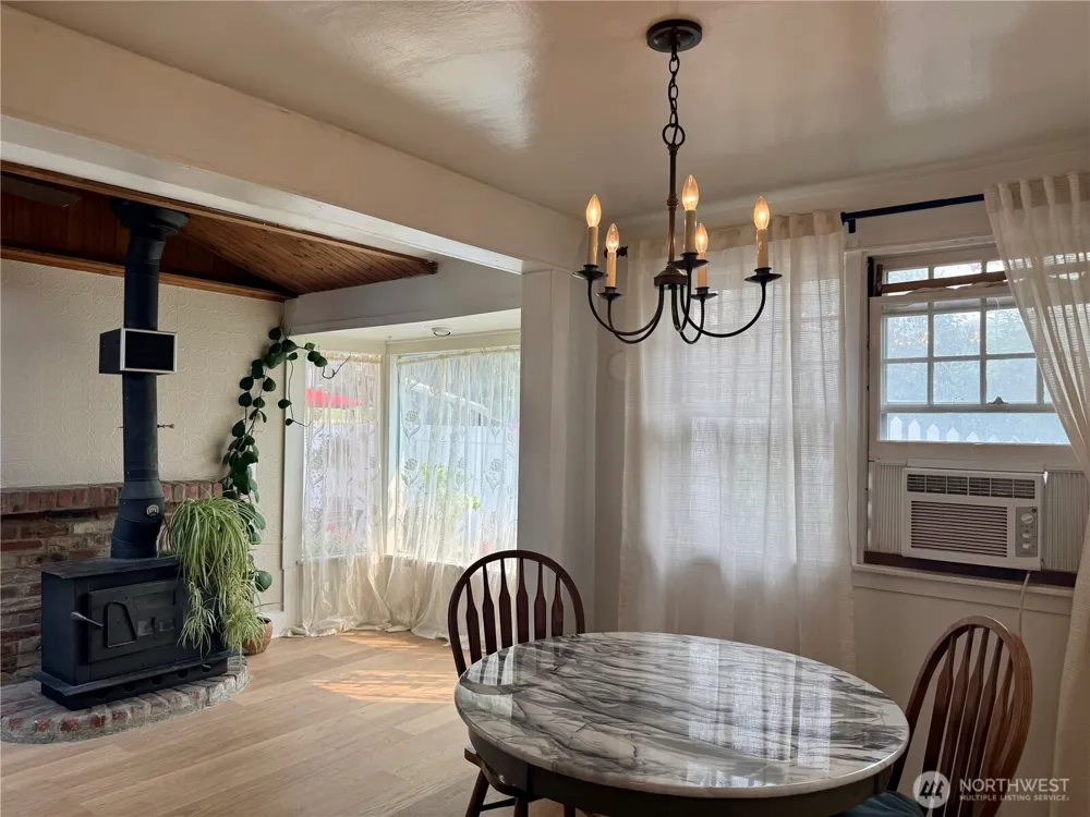 403 NW Main Avenue Wilbur, WA 99185