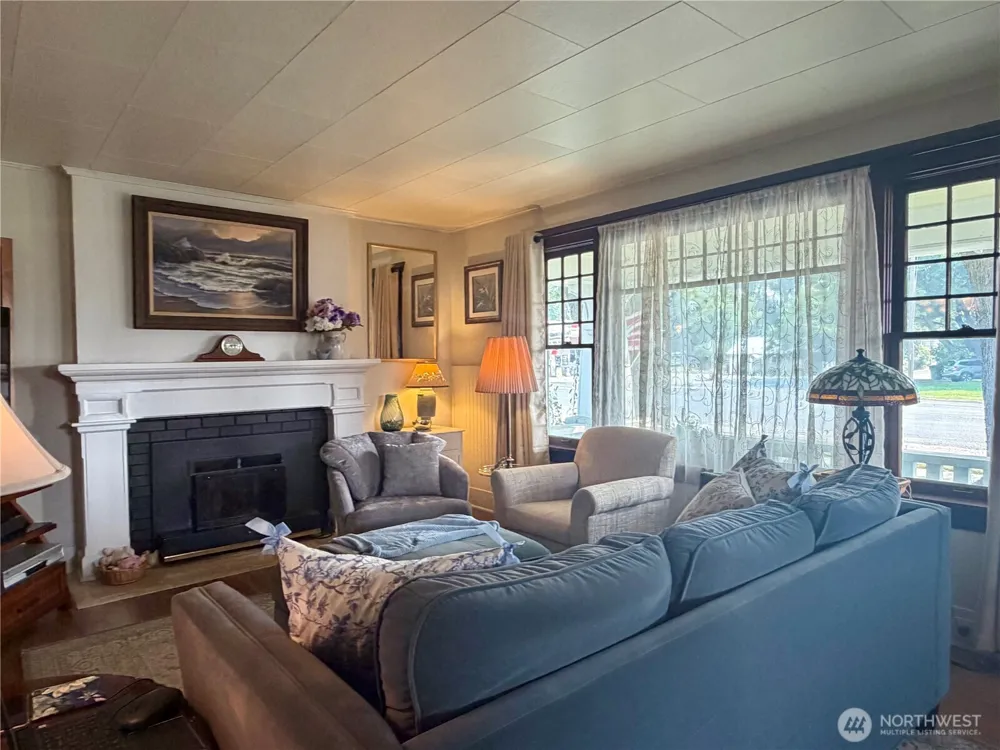 403 NW Main Avenue Wilbur, WA 99185