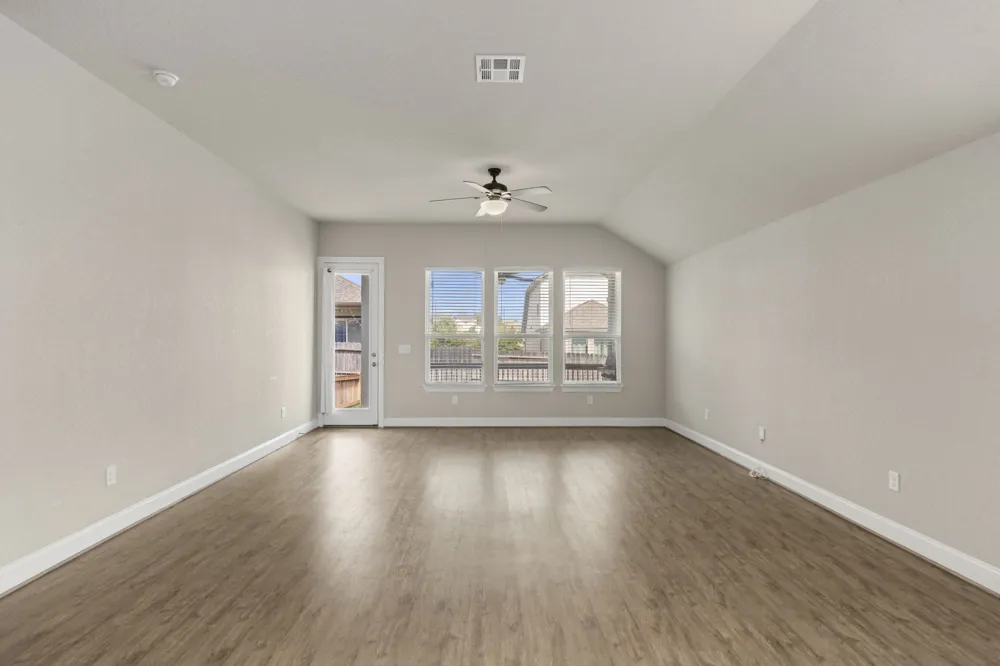 6533 Crockett Cv Schertz, TX 78108