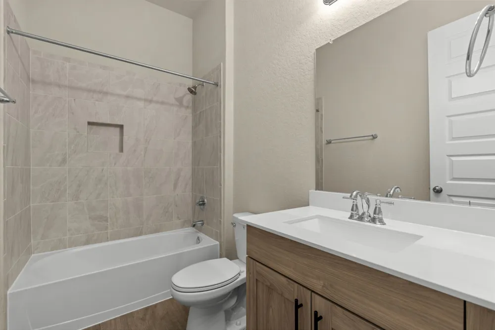 6533 Crockett Cv Schertz, TX 78108