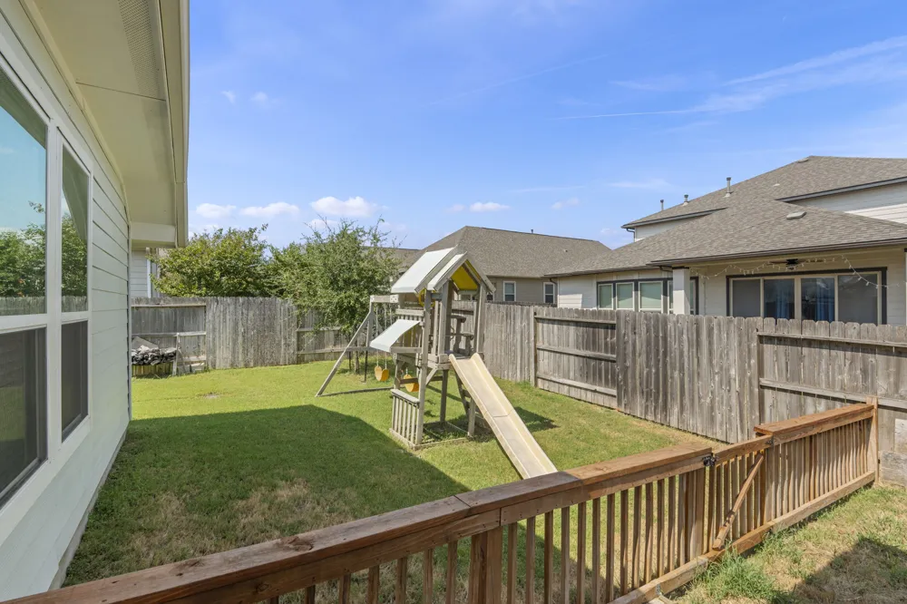 6533 Crockett Cv Schertz, TX 78108