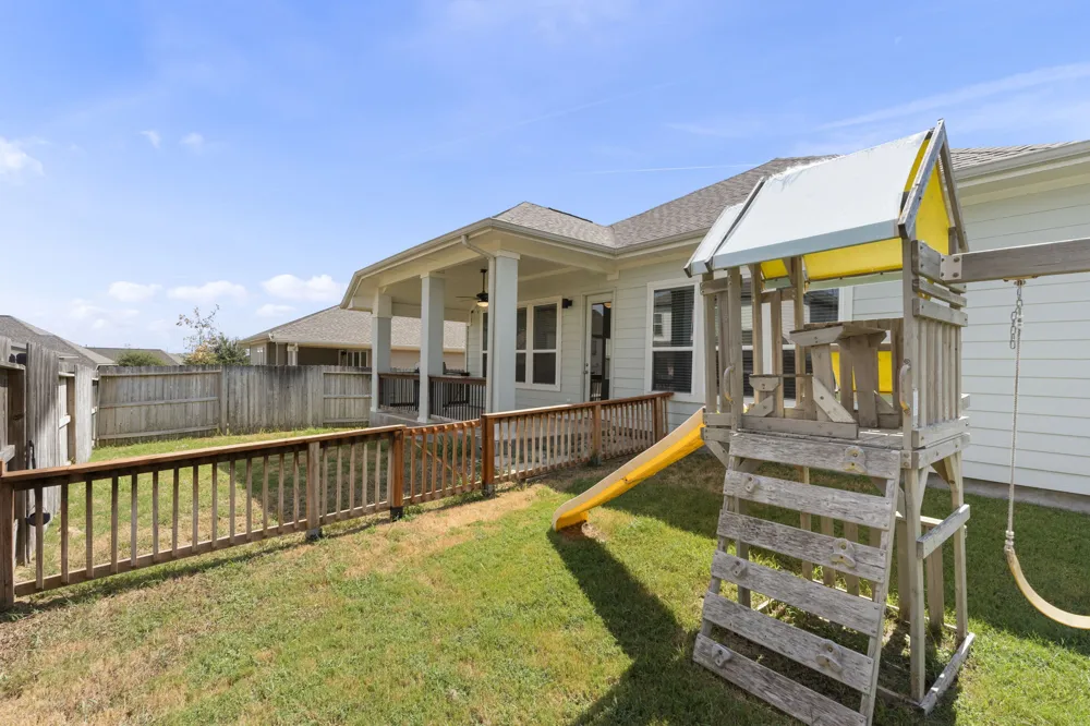 6533 Crockett Cv Schertz, TX 78108