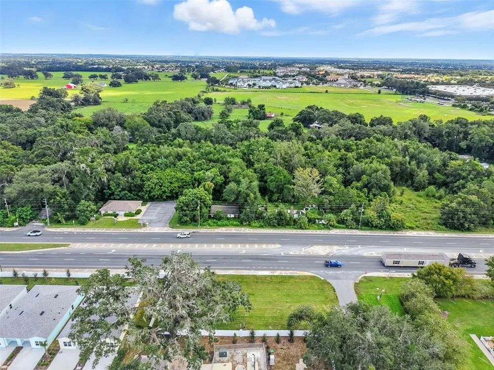 12182 US HIGHWAY 301 Oxford, FL 34484