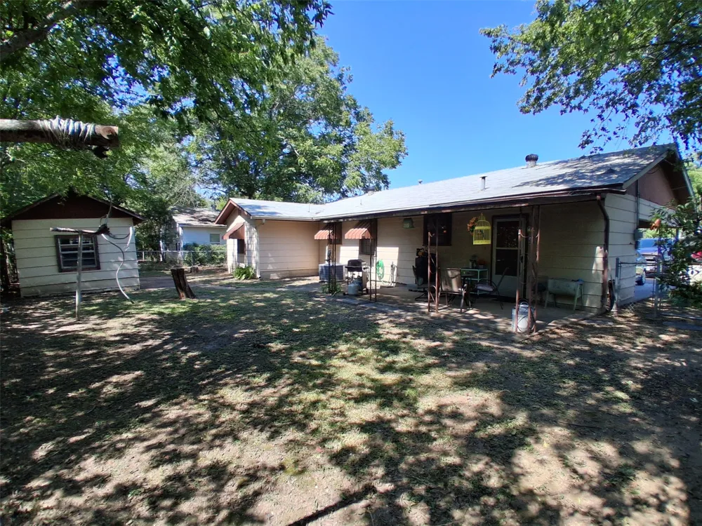 407 Files Street Itasca, TX 76055