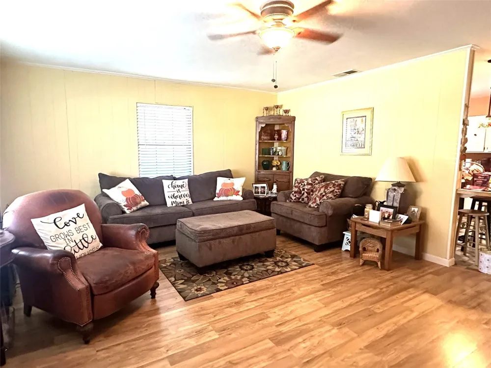 407 Files Street Itasca, TX 76055