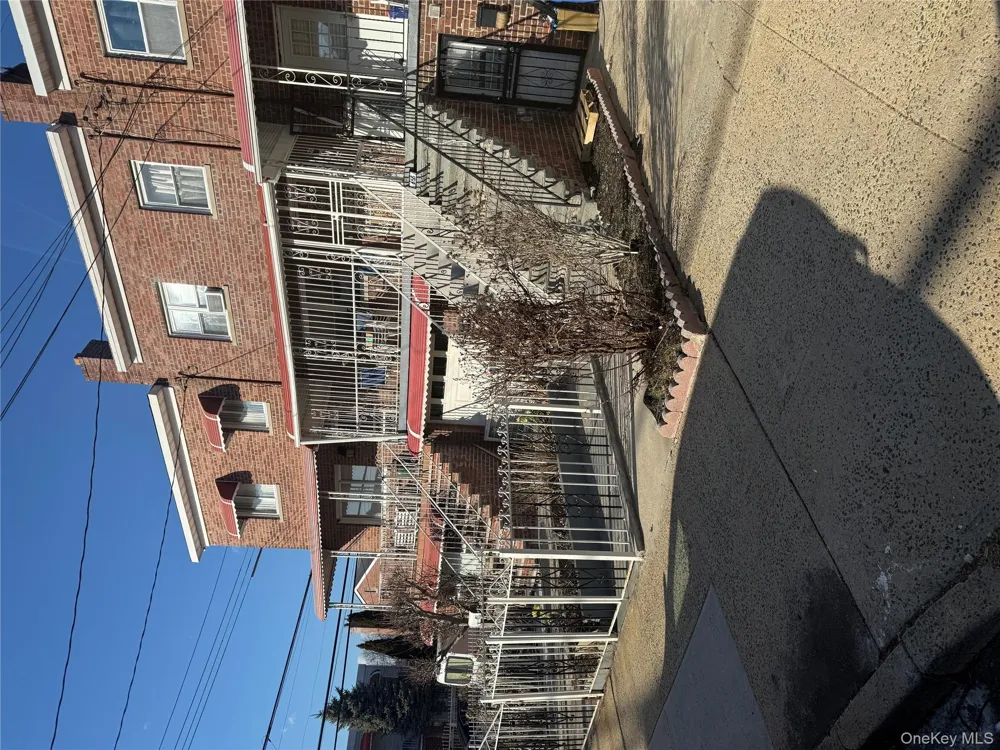 655 E 240th Street Bronx, NY 10470