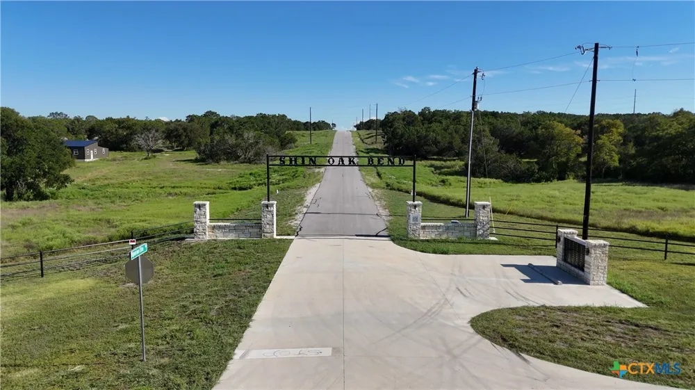 28 Cr 252 Bertram, TX 78605