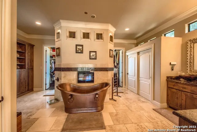9811 KLEIN CT New Braunfels, TX 78132