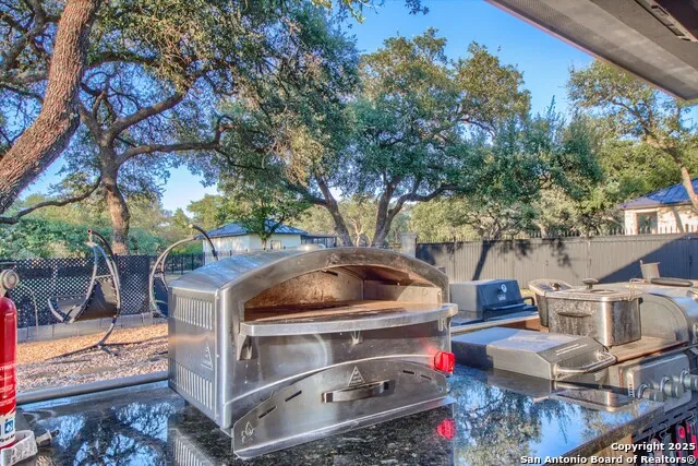 9811 KLEIN CT New Braunfels, TX 78132