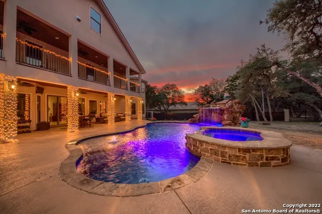 9811 KLEIN CT New Braunfels, TX 78132