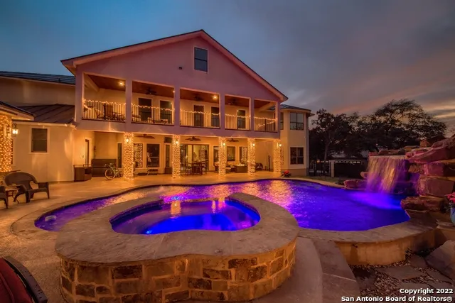 9811 KLEIN CT New Braunfels, TX 78132