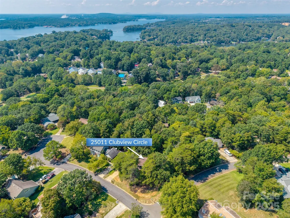 25011 Club View Drive Tega Cay, SC 29708