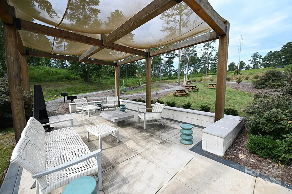 2576 Jumping Run Connelly Springs, NC 28612