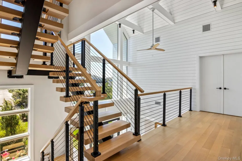 20 Cove Lane Westhampton Dunes, NY 11978