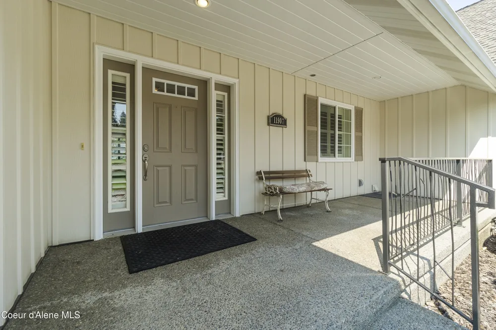 11907 BLUE JAY COURT Hayden, ID 83835