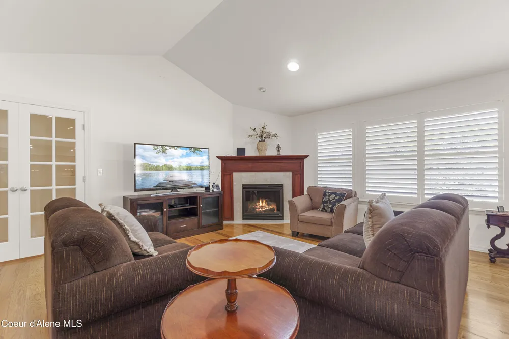 11907 BLUE JAY COURT Hayden, ID 83835