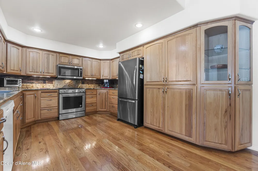11907 BLUE JAY COURT Hayden, ID 83835
