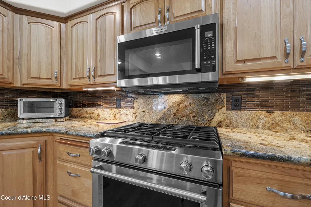 11907 BLUE JAY COURT Hayden, ID 83835