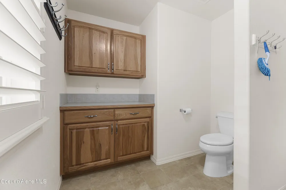 11907 BLUE JAY COURT Hayden, ID 83835