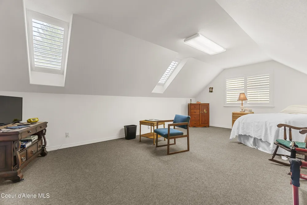 11907 BLUE JAY COURT Hayden, ID 83835