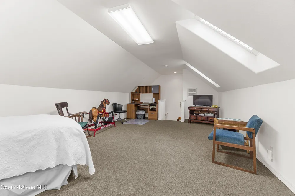 11907 BLUE JAY COURT Hayden, ID 83835
