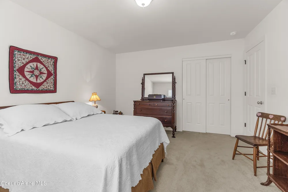 11907 BLUE JAY COURT Hayden, ID 83835