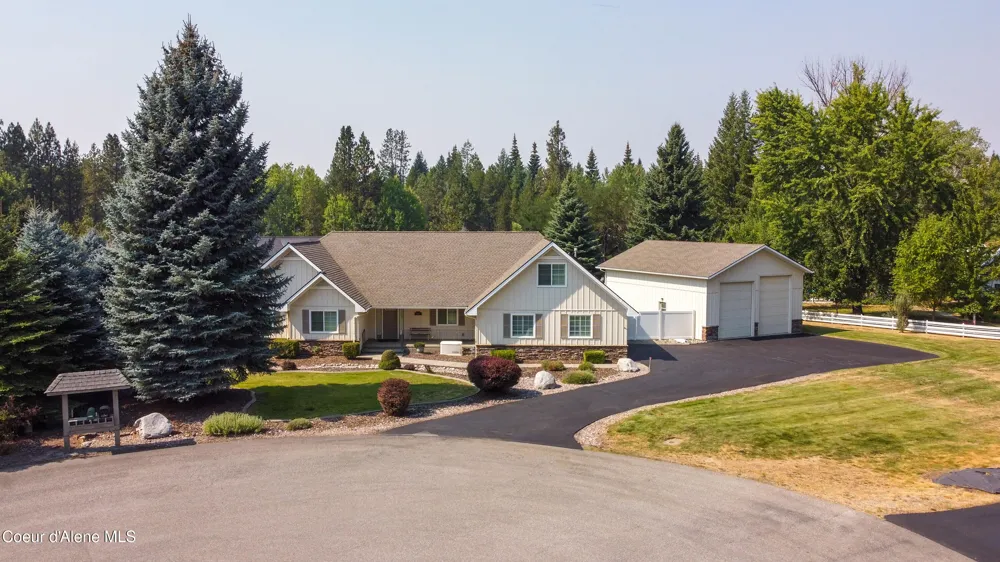 11907 BLUE JAY COURT Hayden, ID 83835