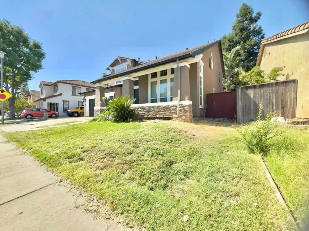 9562 E Park Drive Elk Grove, CA 95624