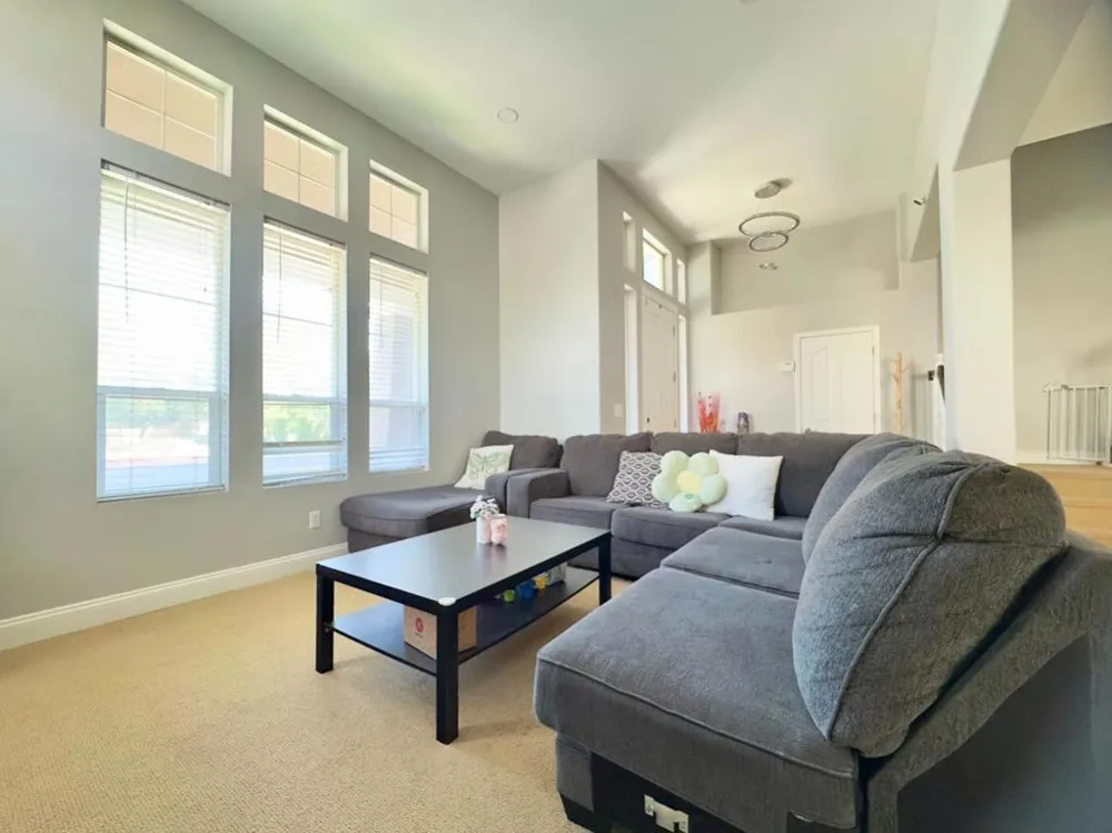 9562 E Park Drive Elk Grove, CA 95624