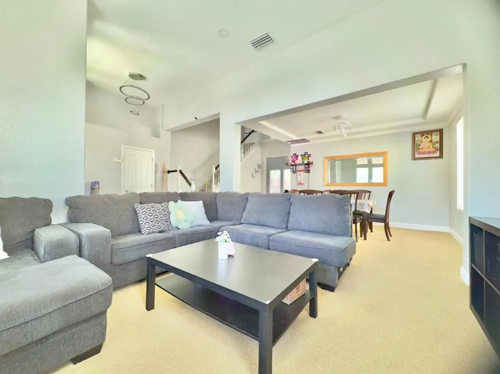 9562 E Park Drive Elk Grove, CA 95624