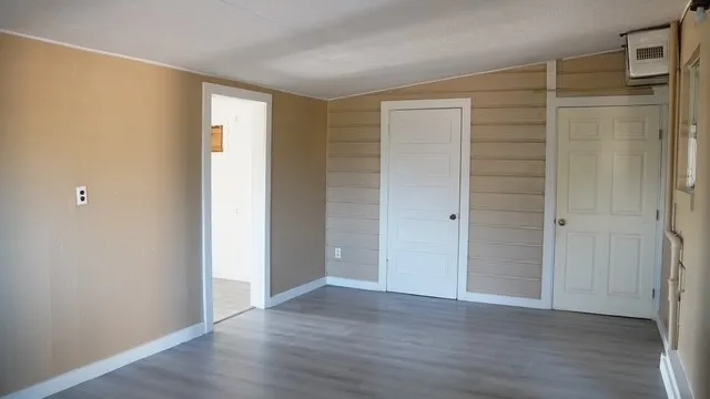 401 E Linar Street Hebbronville, TX 78361
