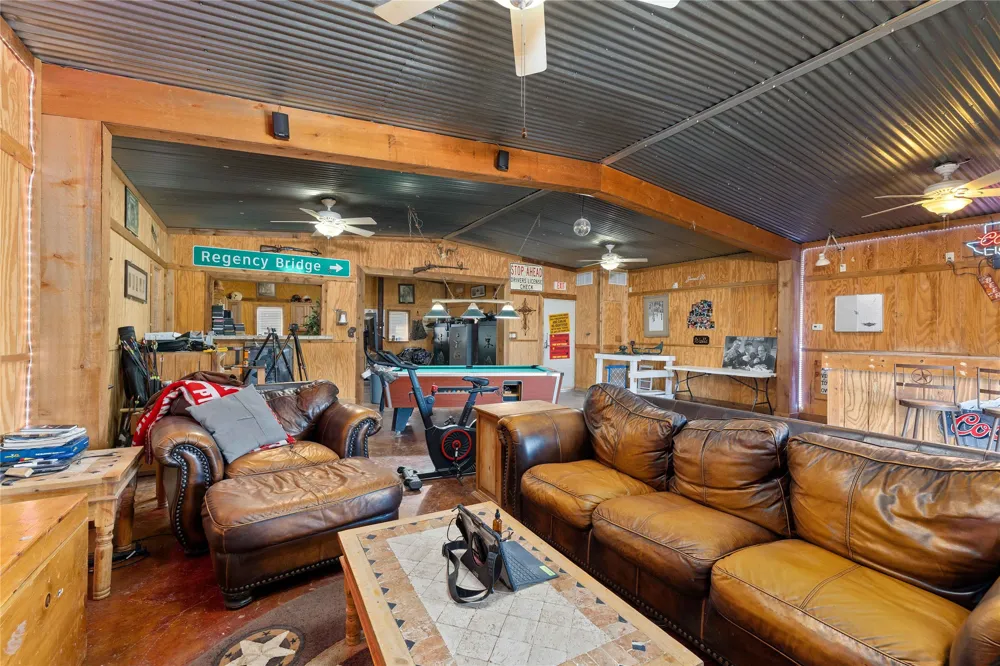 8675 County Road 225 Brownwood, TX 76801