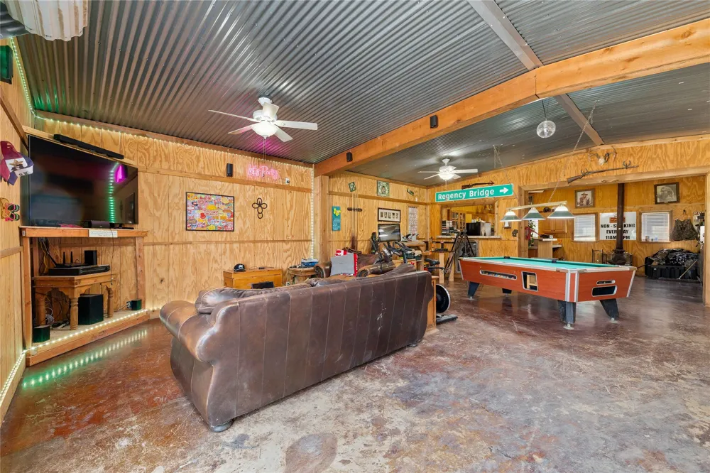 8675 County Road 225 Brownwood, TX 76801