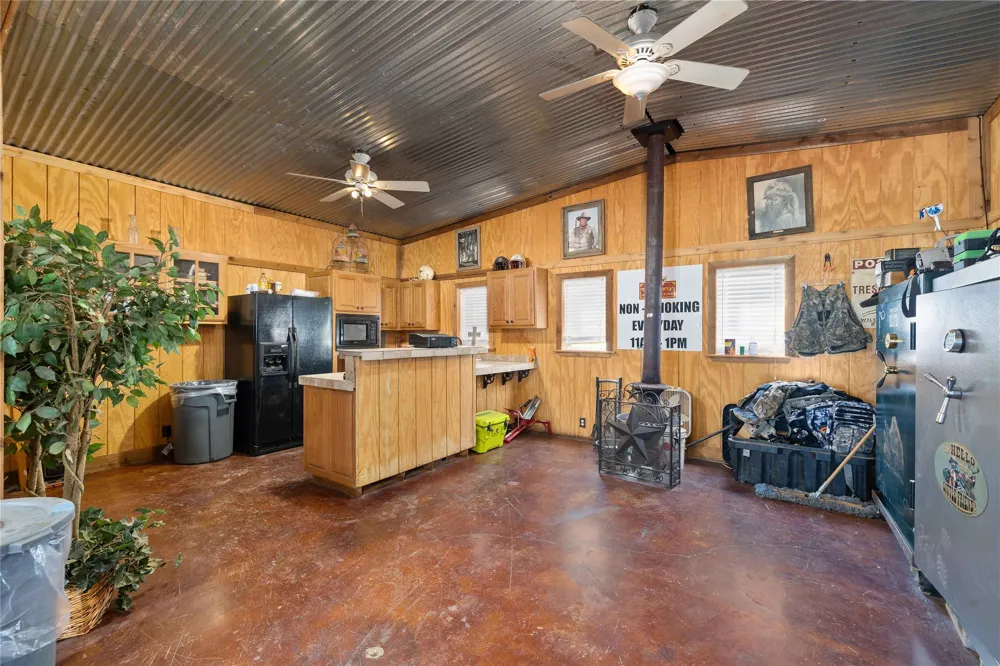 8675 County Road 225 Brownwood, TX 76801