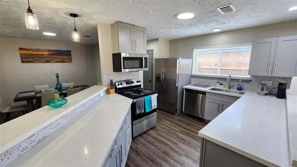 9735 Stonemont Road La Porte, TX 77571