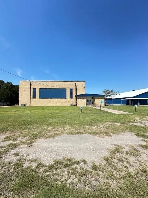 6th Street Rock Island, TX 77470